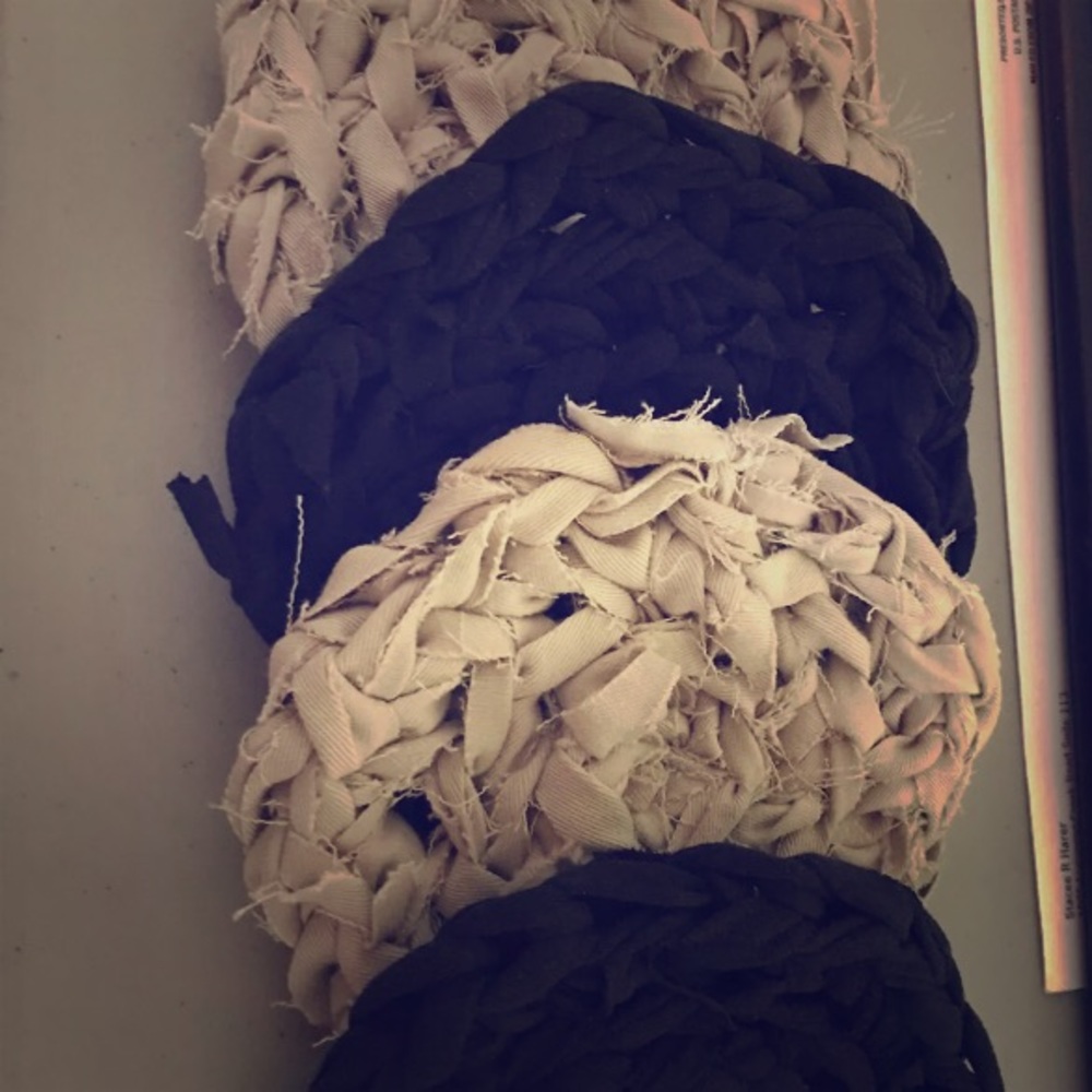 Set of 4 Black and Tan make up counter primitives